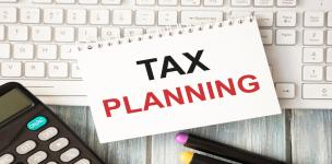 التخطيط الضريبي وإدارة الالتزامات.